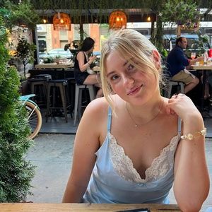 Meet your Posher, Hannah